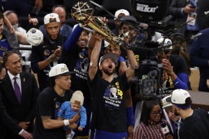 库里：2018年我离FMVP很近 我差点因此就分心了&amp;amp;这会让你事与愿违