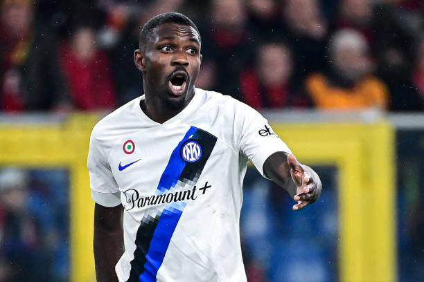 1703894744678081424.jpg 1885797358-612x612.jpg